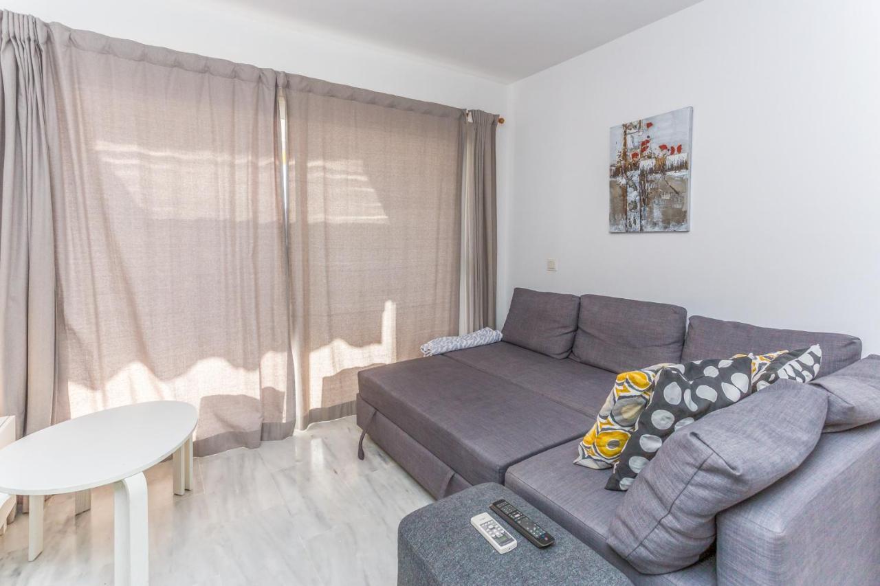 Gran Calahonda 2Br 2Ba With Terrace Wifi/Ac/Pool Apartment Sitio de Calahonda Luaran gambar