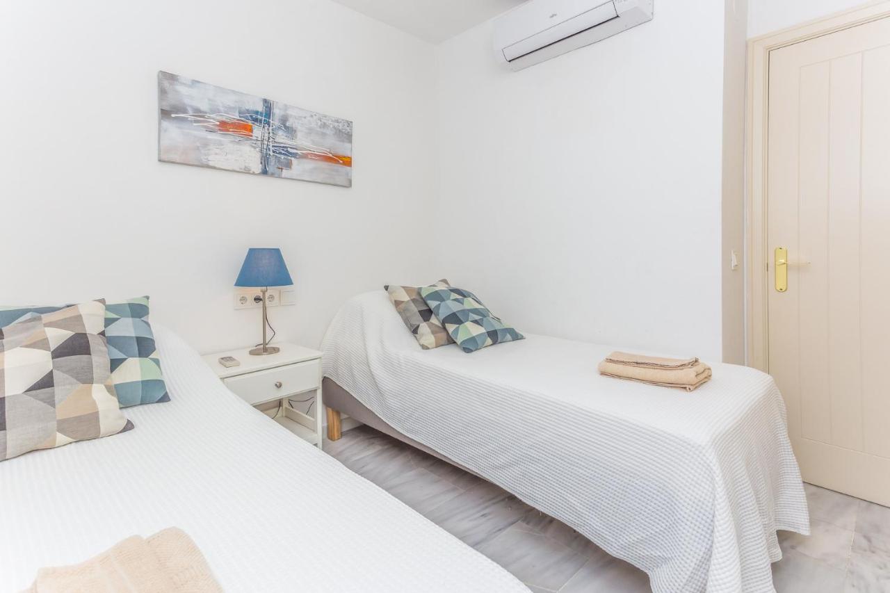 Gran Calahonda 2Br 2Ba With Terrace Wifi/Ac/Pool Apartment Sitio de Calahonda Luaran gambar